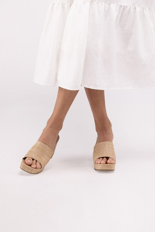 Ianthe Slip On Beige Mules