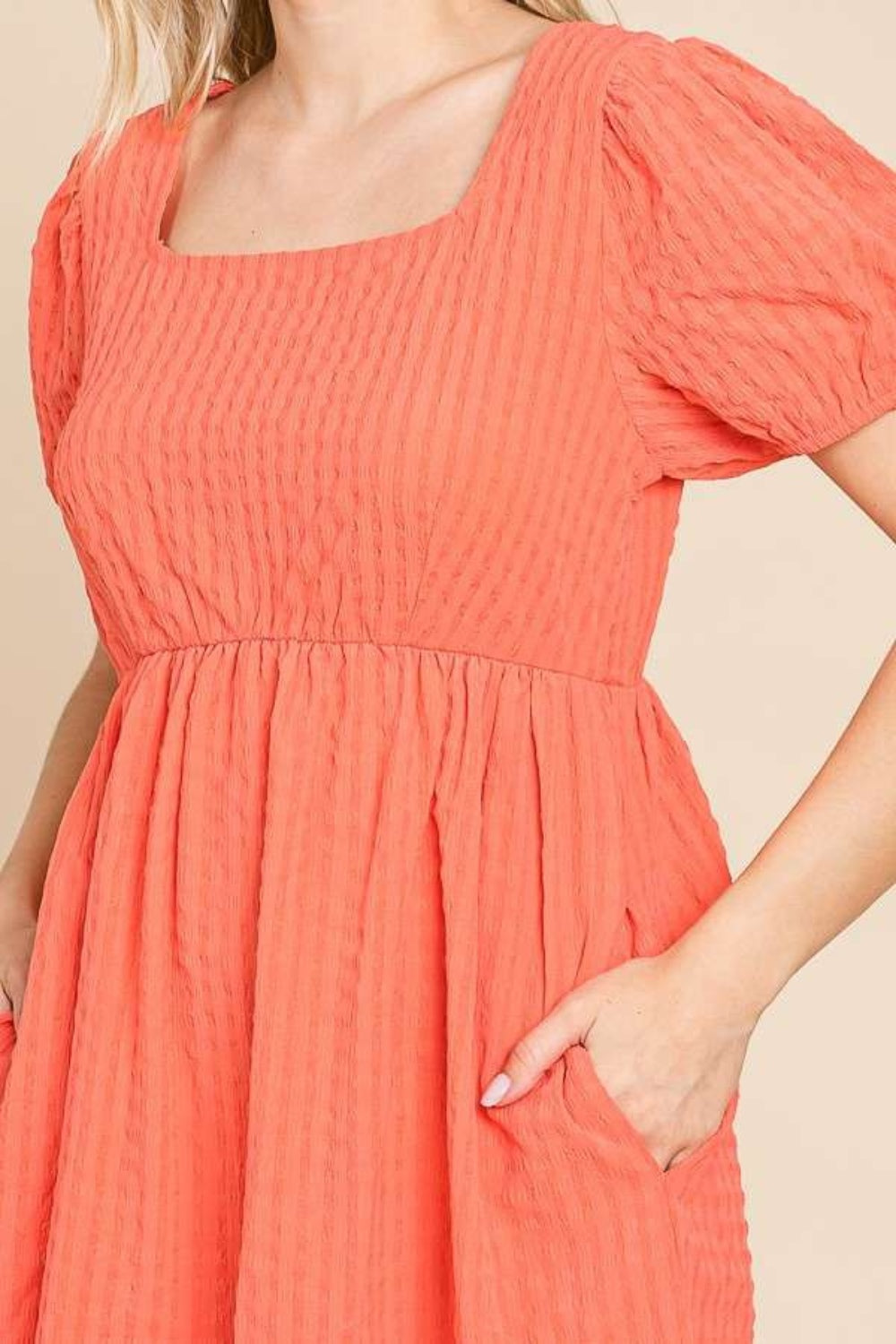 Lila Textured Short Sleeve Dress